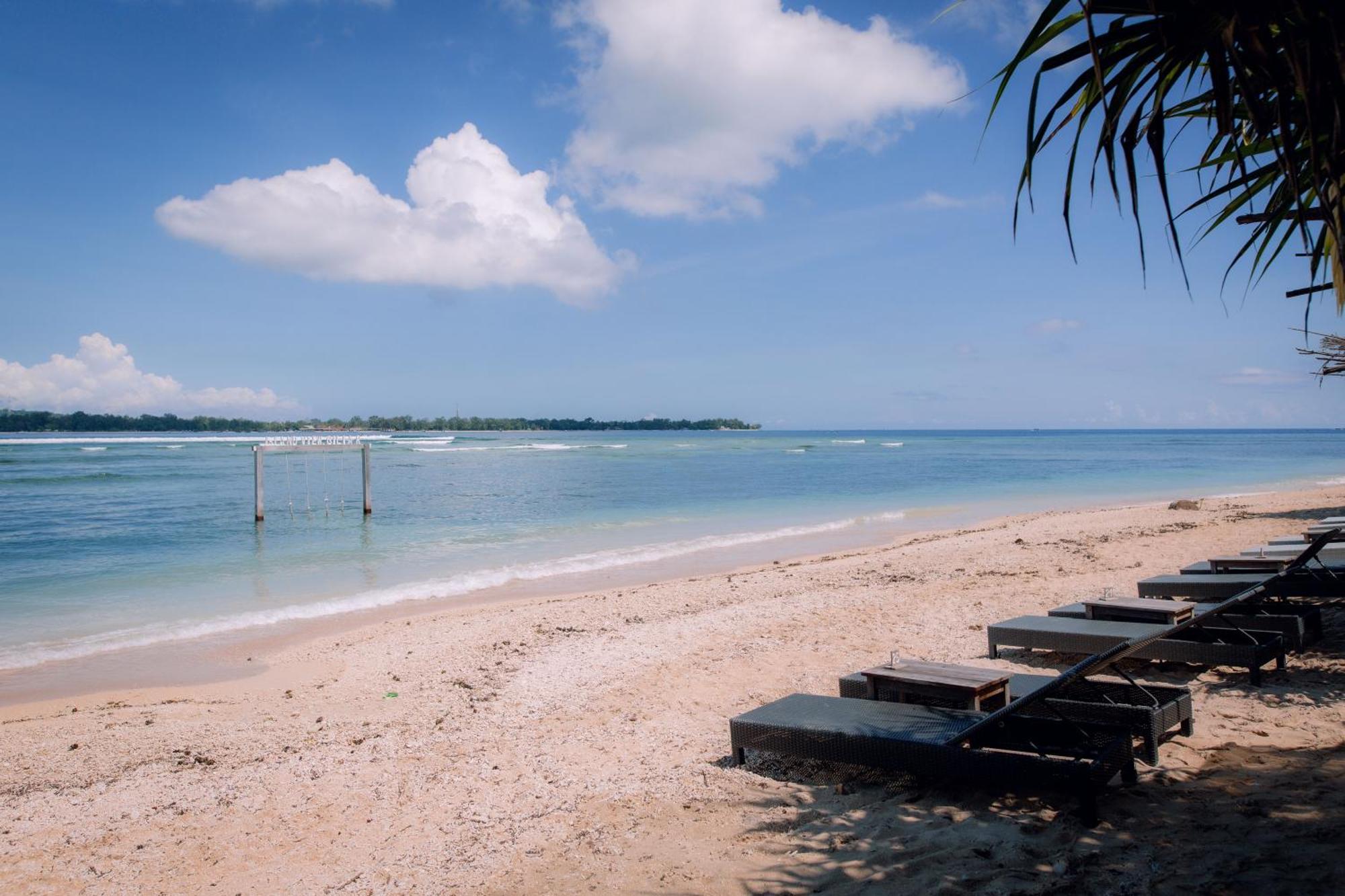 Island View Bar & Bungalow Гили-Эйр Экстерьер фото