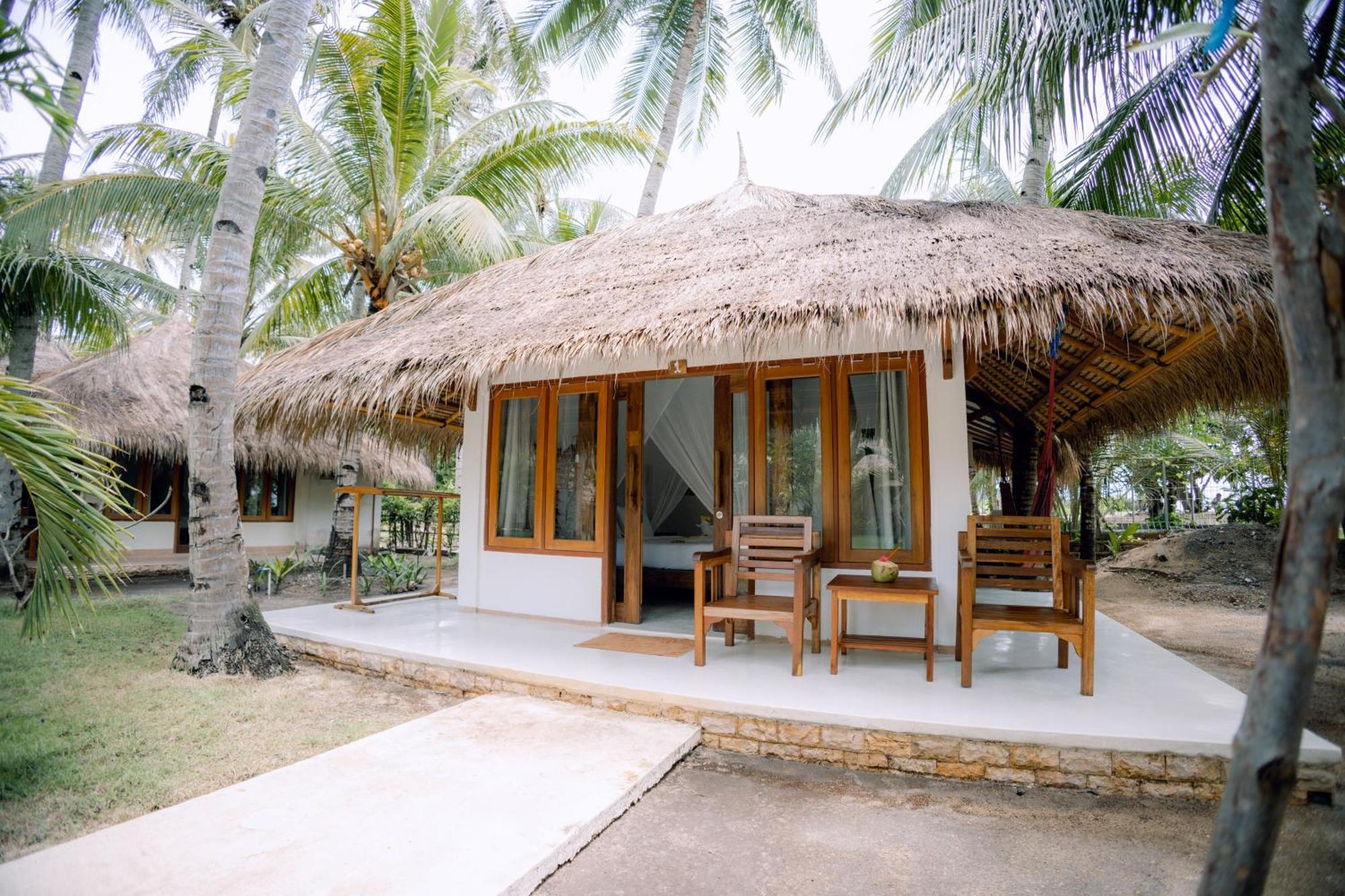Island View Bar & Bungalow Гили-Эйр Экстерьер фото